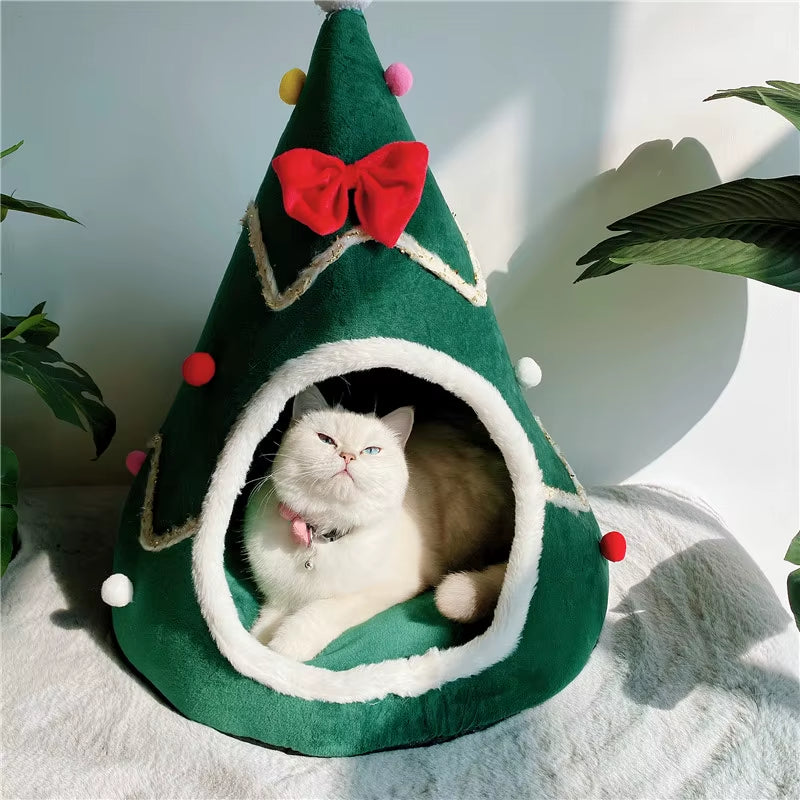 Christmas Tree-Shaped Pet Bed - Cozy Winter Cave for Small Dogs & Cats  